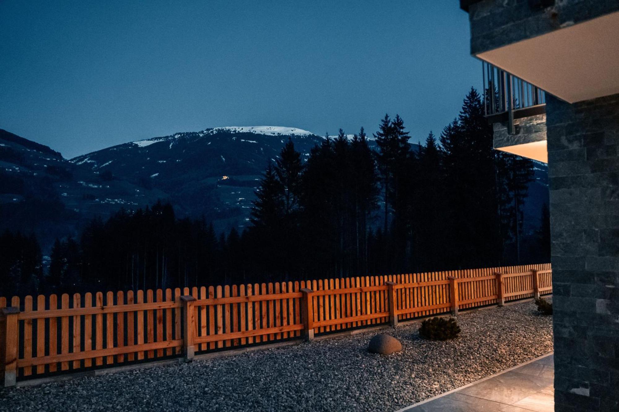 Chalet Wildruh Ried im Zillertal Esterno foto